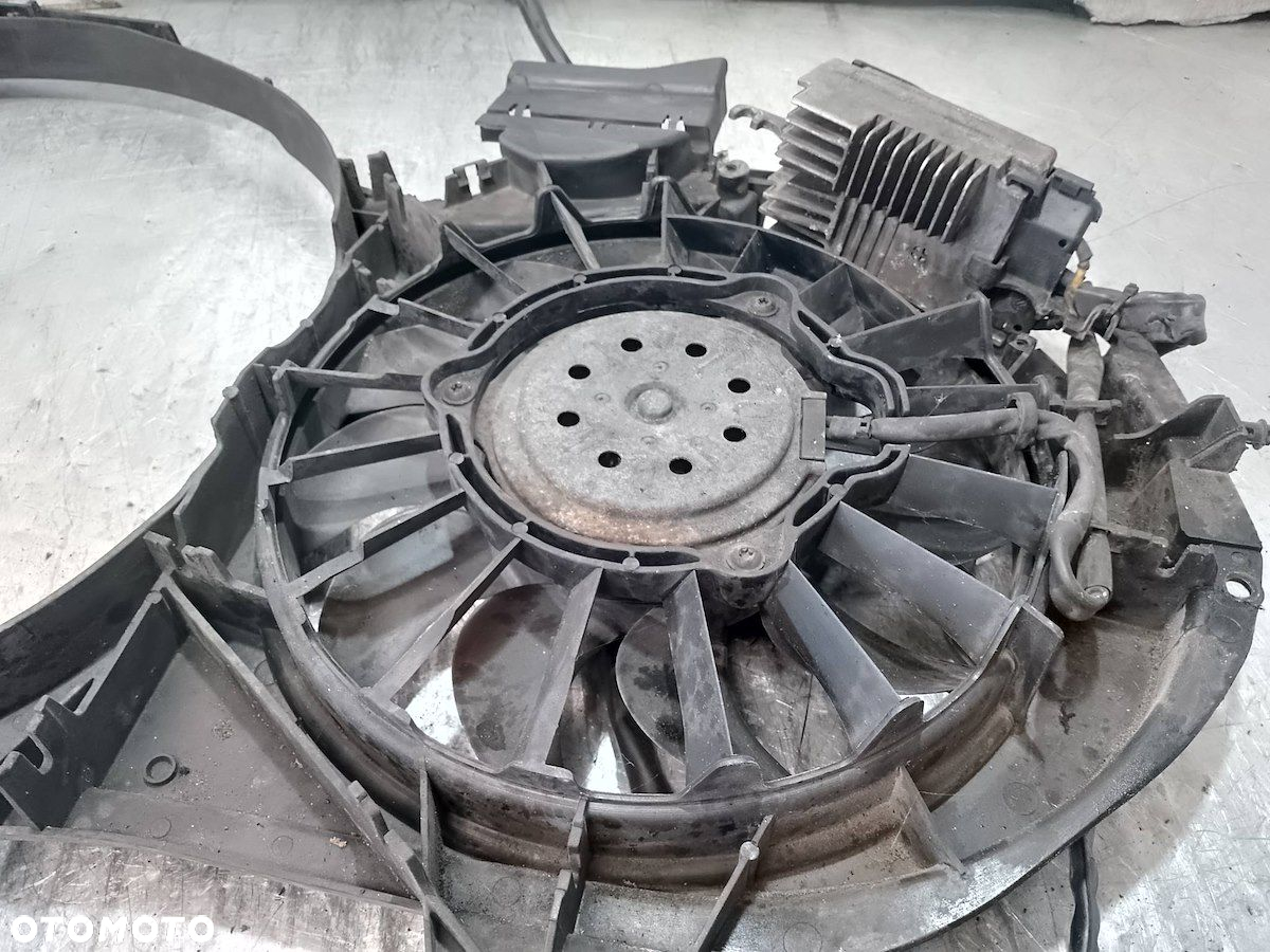 WENTYLATOR CHŁODNICY AUDI A4 B6 2.5 TDI - 4