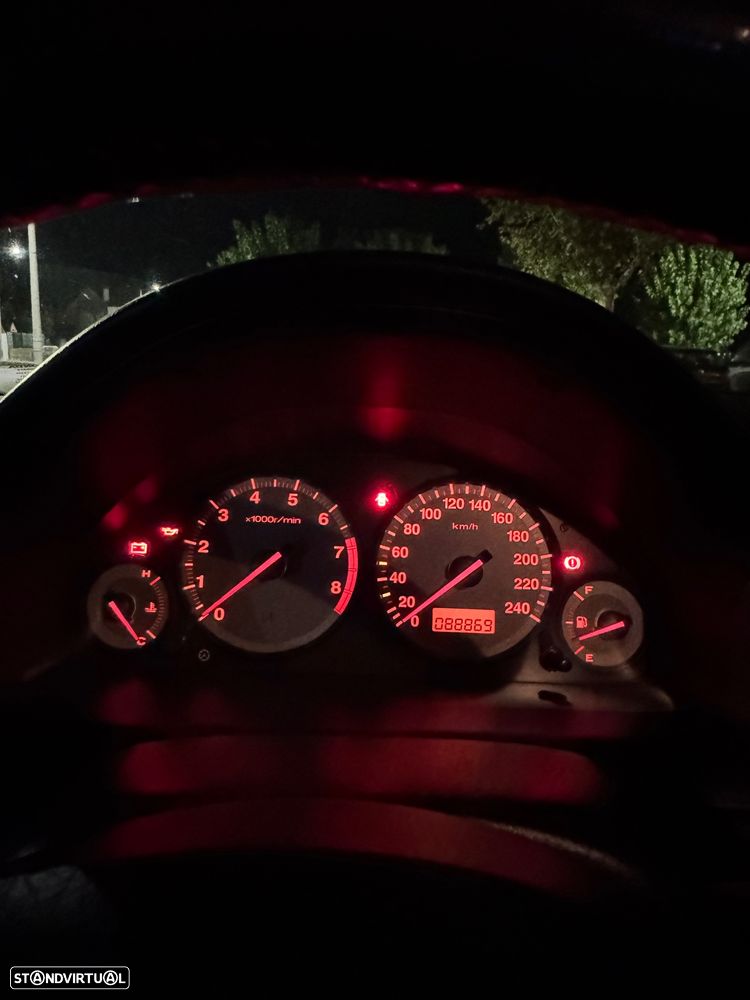 Honda Civic 1.7 ES - 10