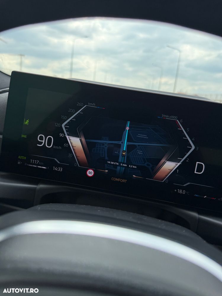 BMW Seria 3 320d Aut. Edition M Sport Shadow - 38