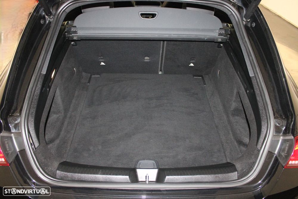 Mercedes-Benz CLA 180 d Shooting Brake Style Aut. — fotografia 40