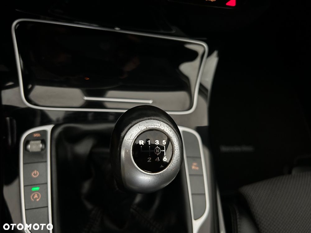 Mercedes-Benz Klasa C 200 (BlueTEC) d T Exclusive - 34