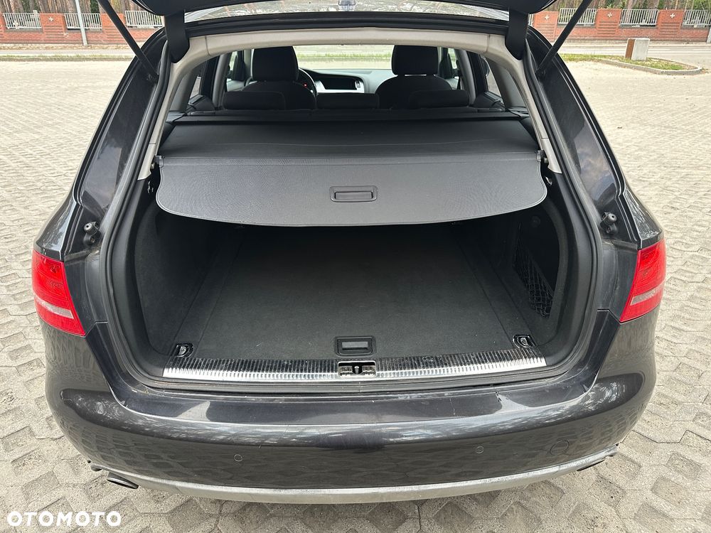 Audi A4 Avant - 23