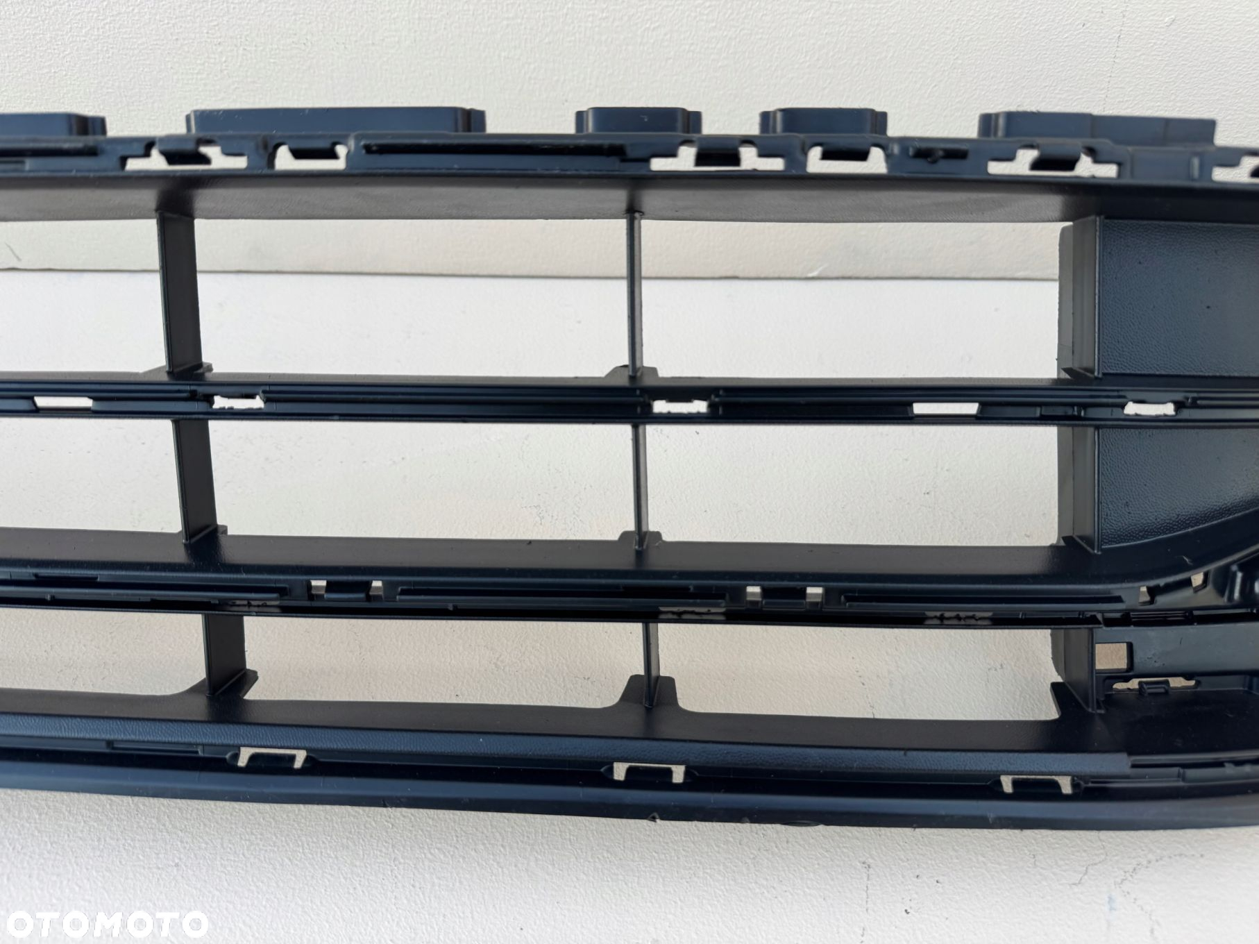 VW PASSAT B8 LIFT 18R- GRILL ATRAPA KRATKA ŚRODKOWA PRZÓD 3G0853677 - 6
