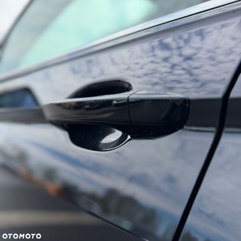 Volkswagen Tiguan - 15