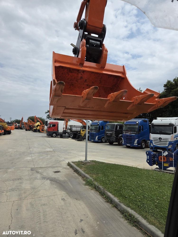 Hitachi ZX210-6, 2021, 2.993h, 23,1 tone, CUPLA RAPIDA+CUPA NOUA 1,3mc, Ad sapare 7m, inst picon, 3 camere, 3 pompe hidraulice, ridica 15t, motor Isuzu 172CP, posibilitate leasing 4 ani, CA NOU-PROMOTIE 104.900 EUR+Tva - 31