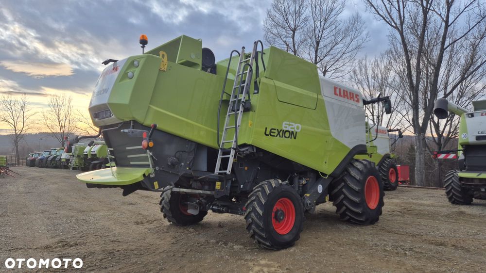 Claas Lexion 620 z hederem - 25