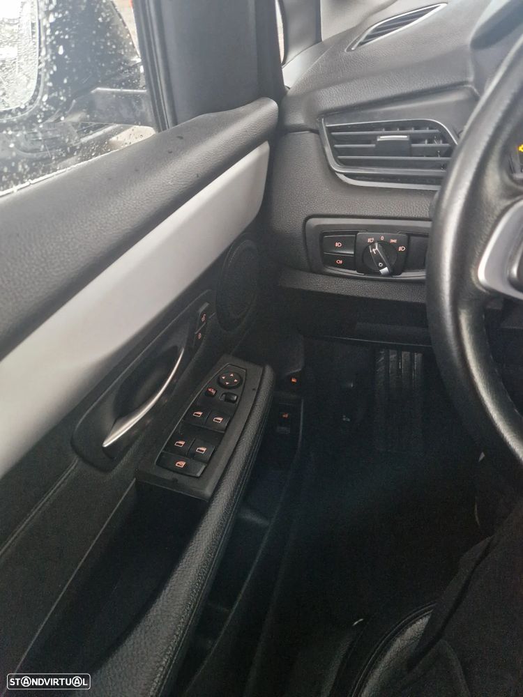 BMW 225xe Active Tourer iPerformance Luxury Line - 15