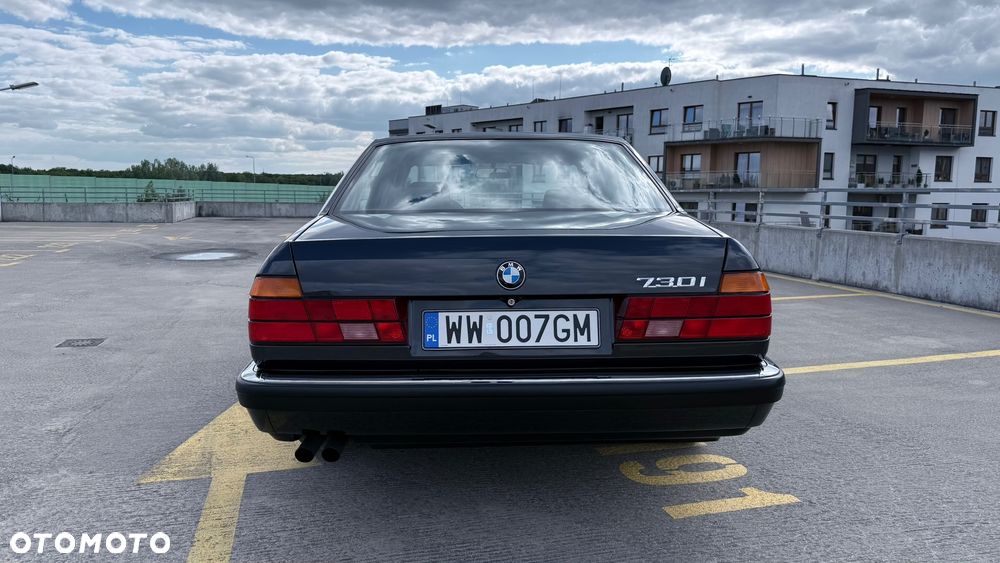 BMW Seria 7 730iL - 11
