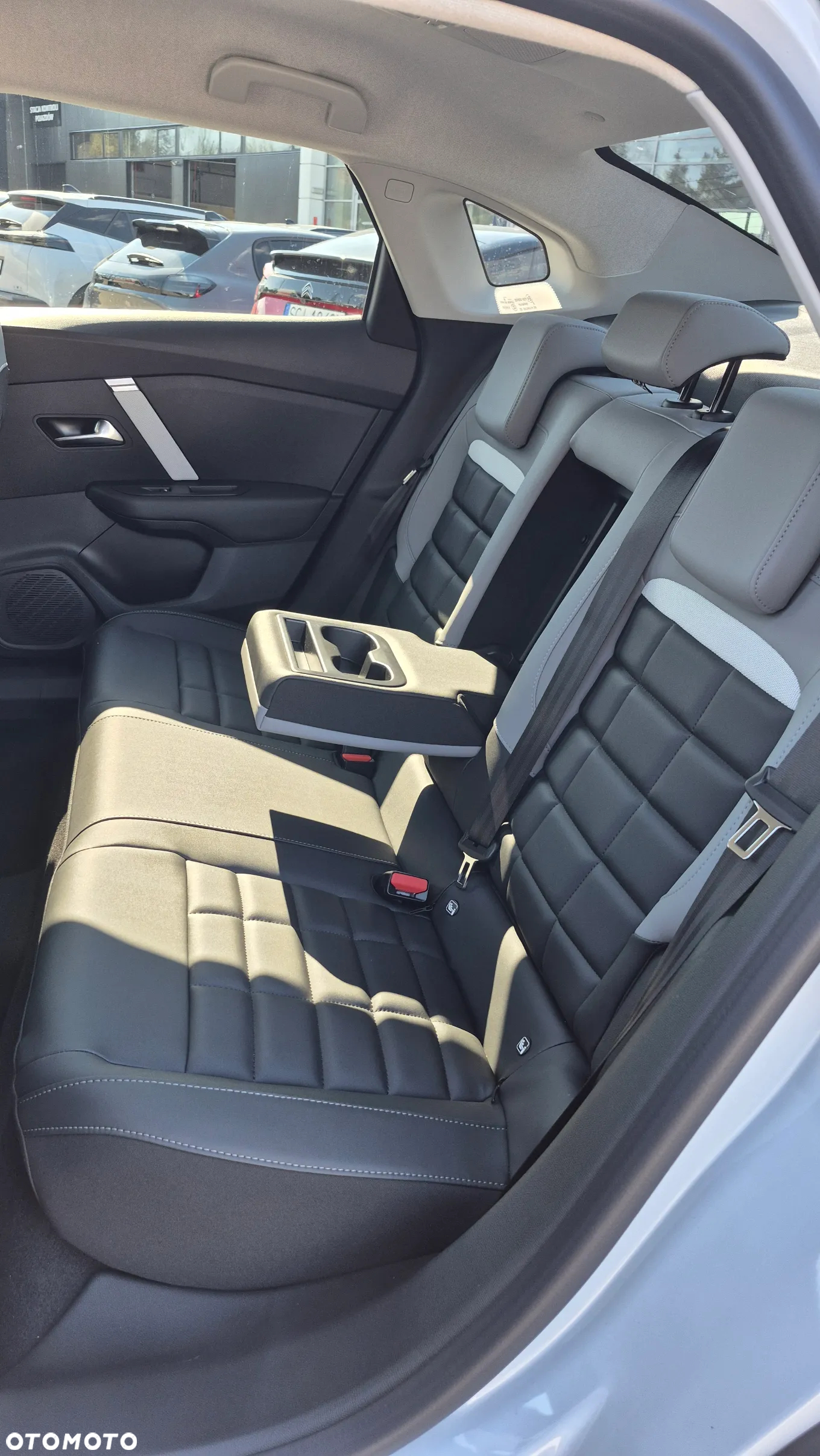 Citroën C4X 1.2 mHEV Max eDCT6 - 19