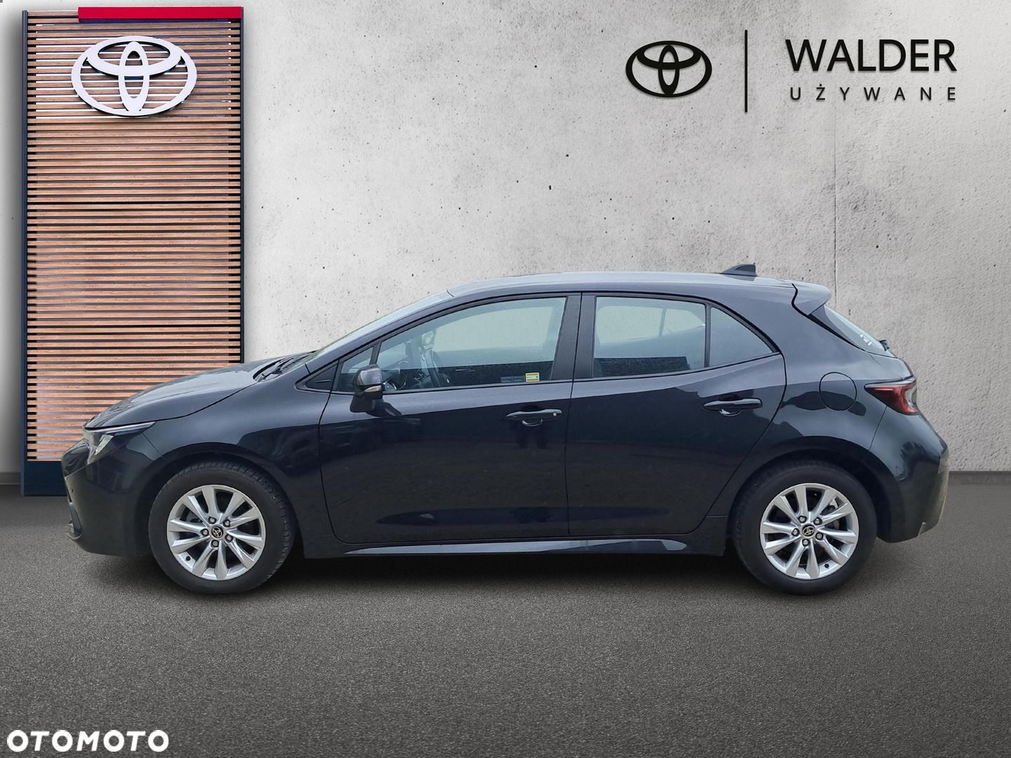 Toyota Corolla - 2