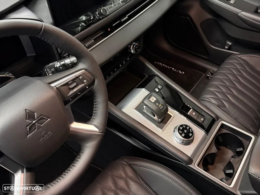 Mitsubishi Outlander 2.4 PHEV Instyle - 8