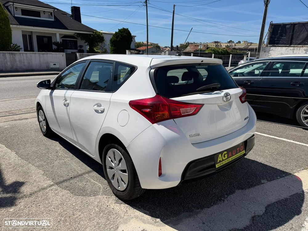 Toyota Auris 1.4 D-4D ACtive+AC - 4