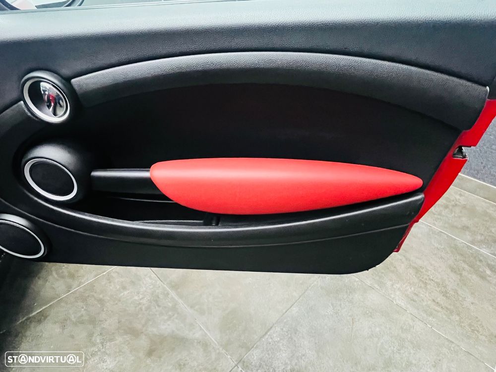 MINI 3 Portas Cooper D - 31