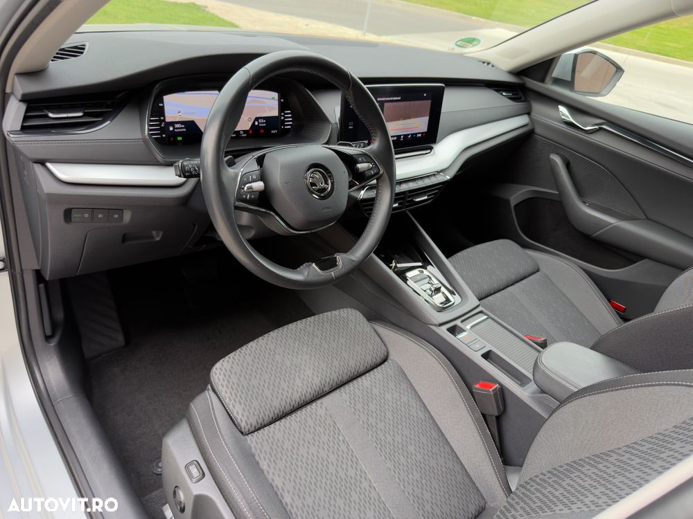 Skoda Octavia 2.0 TDI DSG Clever - 32