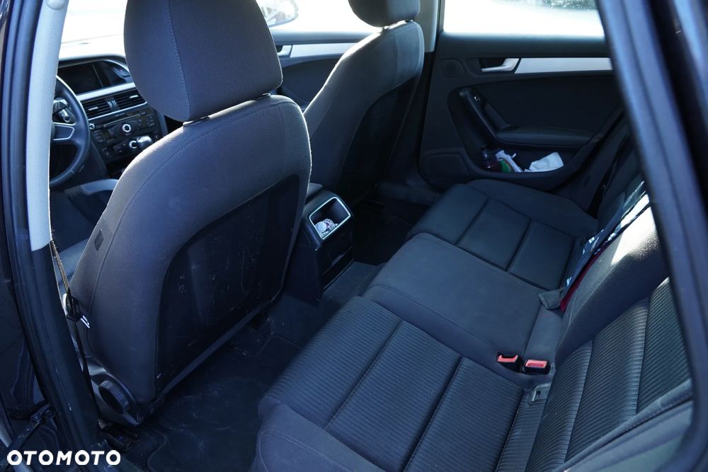 Audi A4 Avant 2.0 TDI ultra - 14