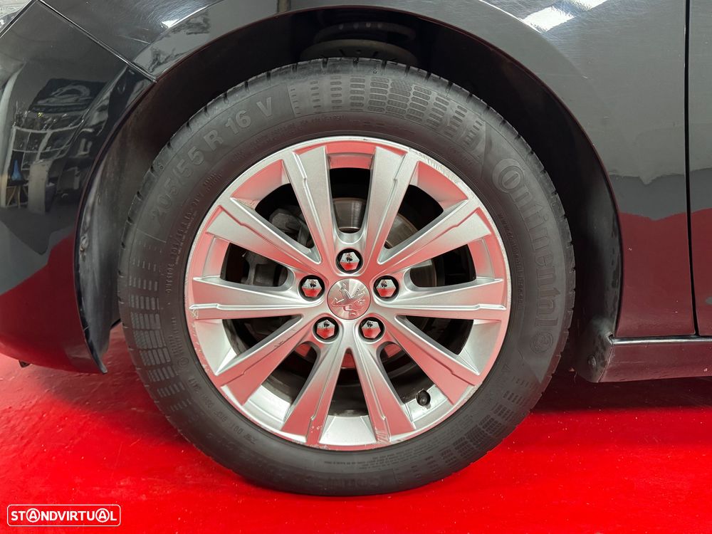 Peugeot 308 1.5 BlueHDi Style - 11