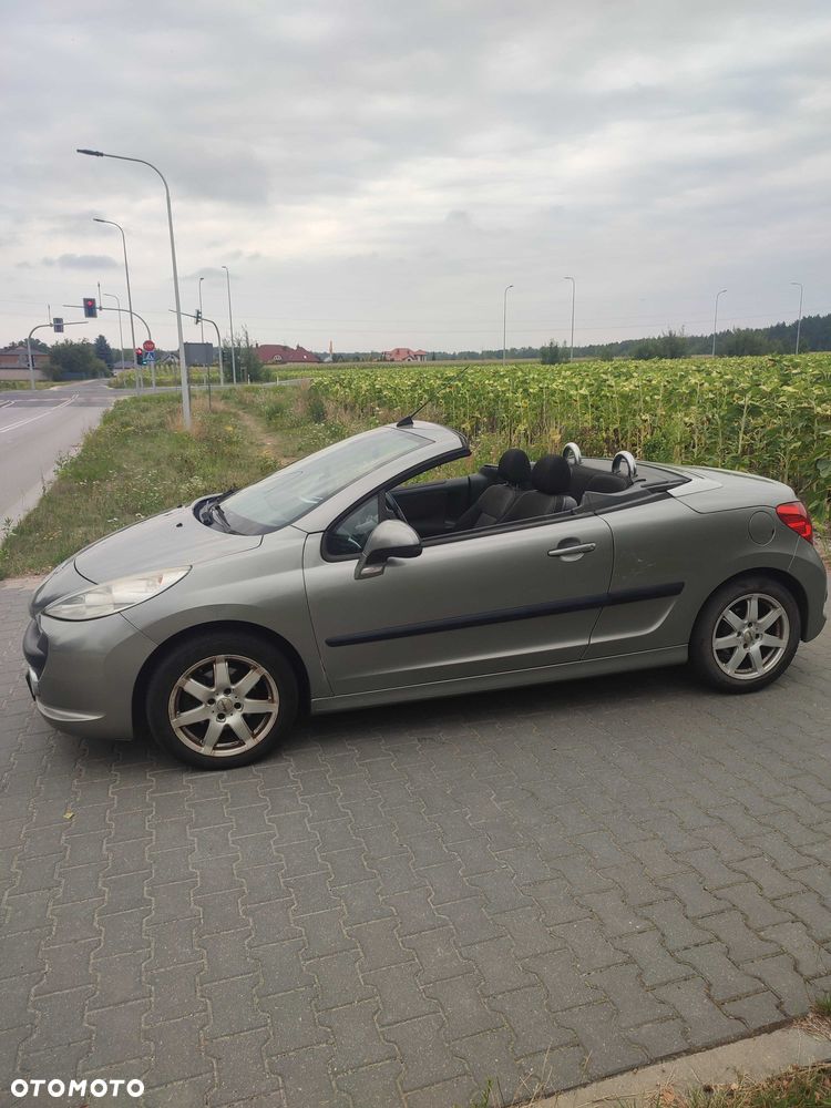 Peugeot 207 CC - 5