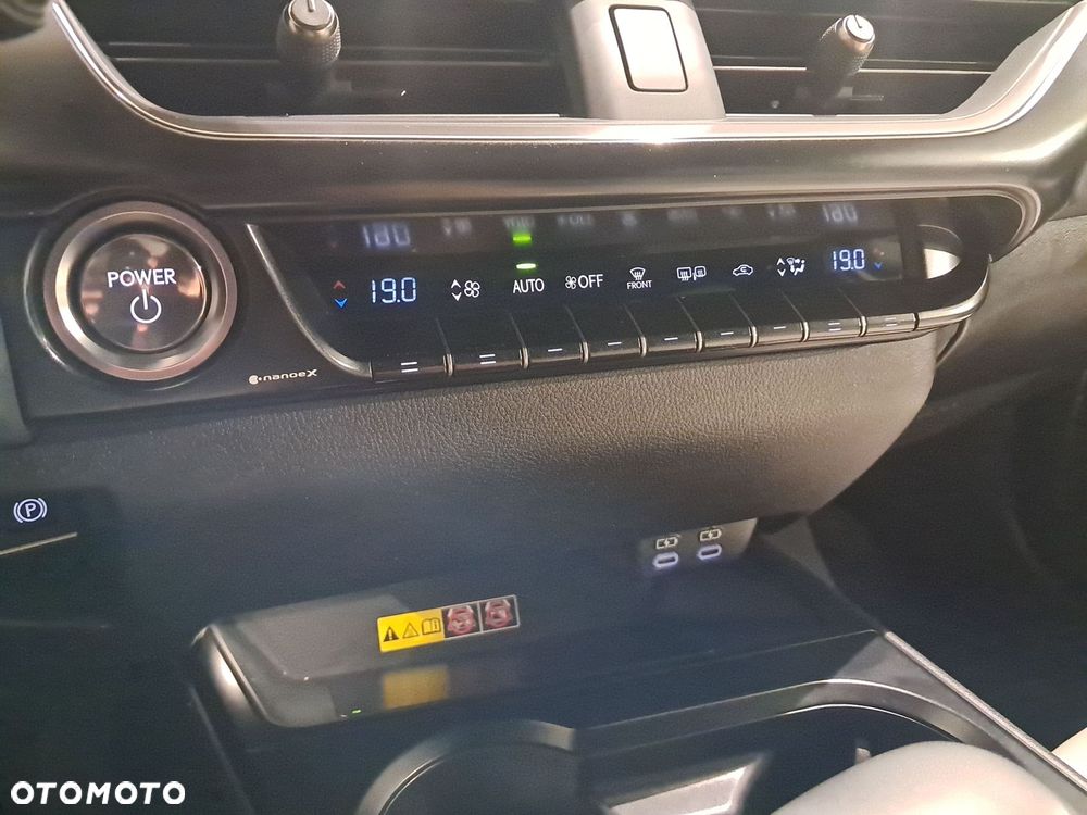 Lexus UX 250h GPF F Sport Design 2WD - 14
