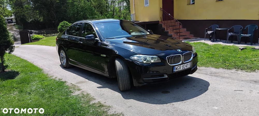 BMW Seria 5 520d xDrive - 10