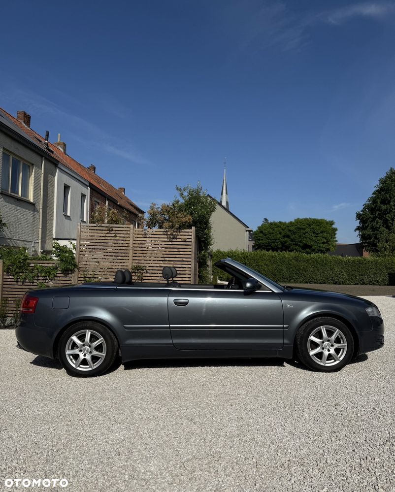 Audi A4 Cabrio 2.0 TDI DPF - 3