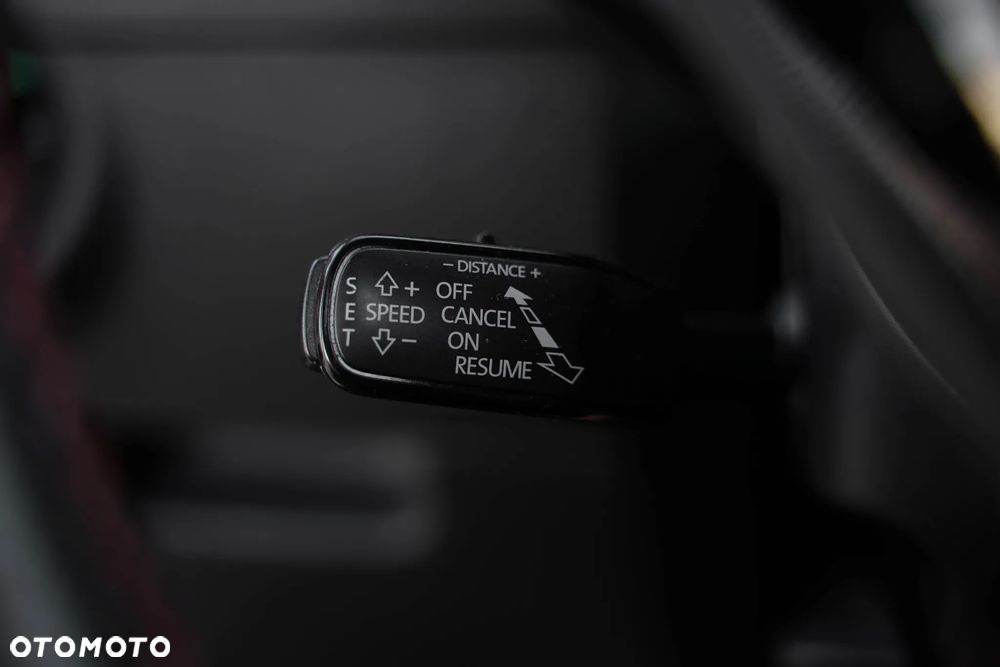 Skoda Octavia 2.0 TSI RS Challenge 245 DSG - 30