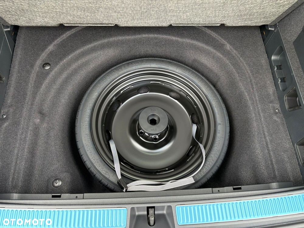 Volkswagen Passat - 23