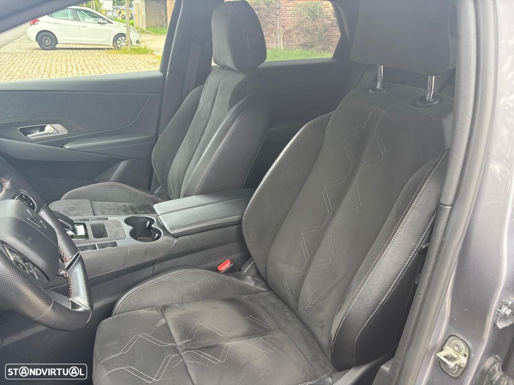 DS DS7 Crossback - 9