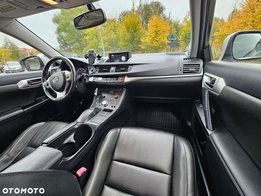 Lexus CT 200h F Sport Edition - 19