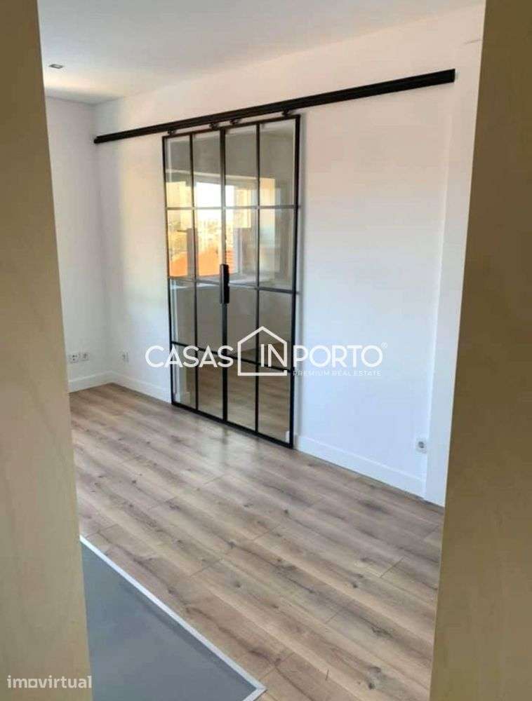 Apartamento Moderno Próximo ao Metro de Campanhã - Grande imagem: 4/11