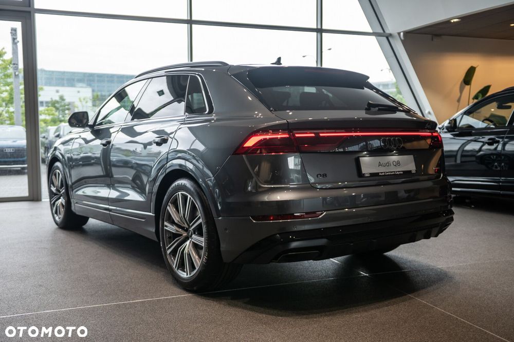 Audi Q8 - 4
