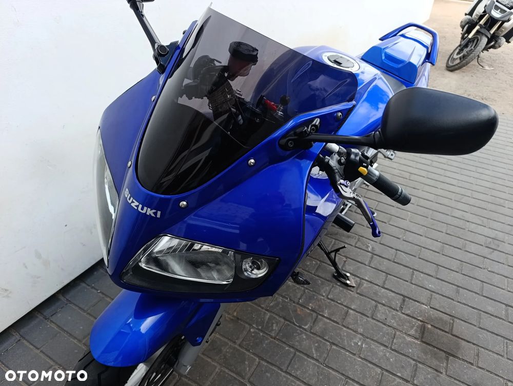 Suzuki SV - 11