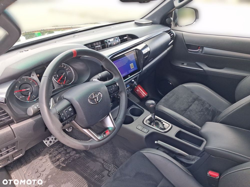 Toyota Hilux 2.8 D-4D Double Cab GR Sport II 4x4 - 10