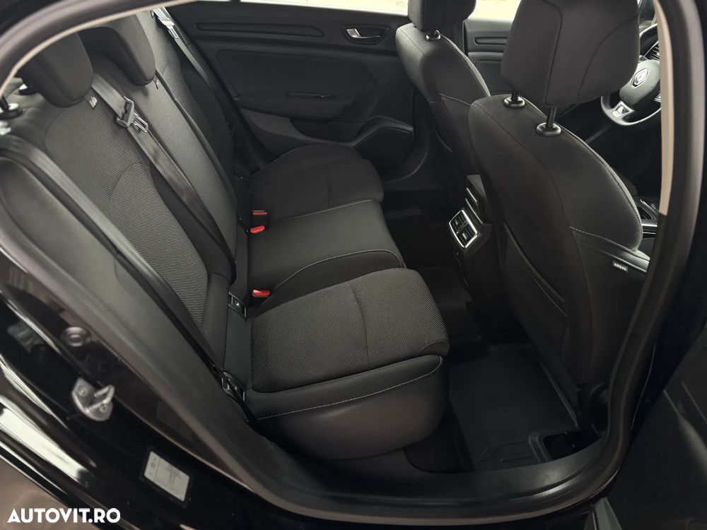 Renault Megane TCe 140 GPF EDC BUSINESS EDITION - 34