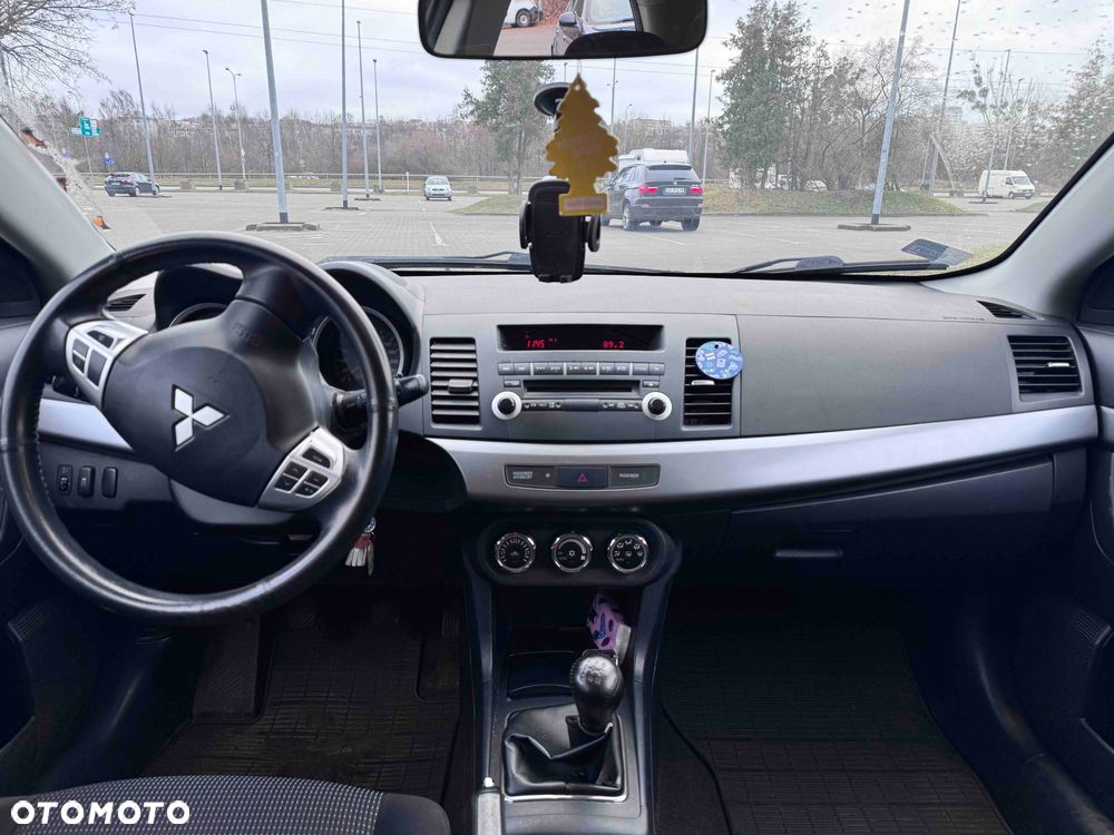 Mitsubishi Lancer - 3