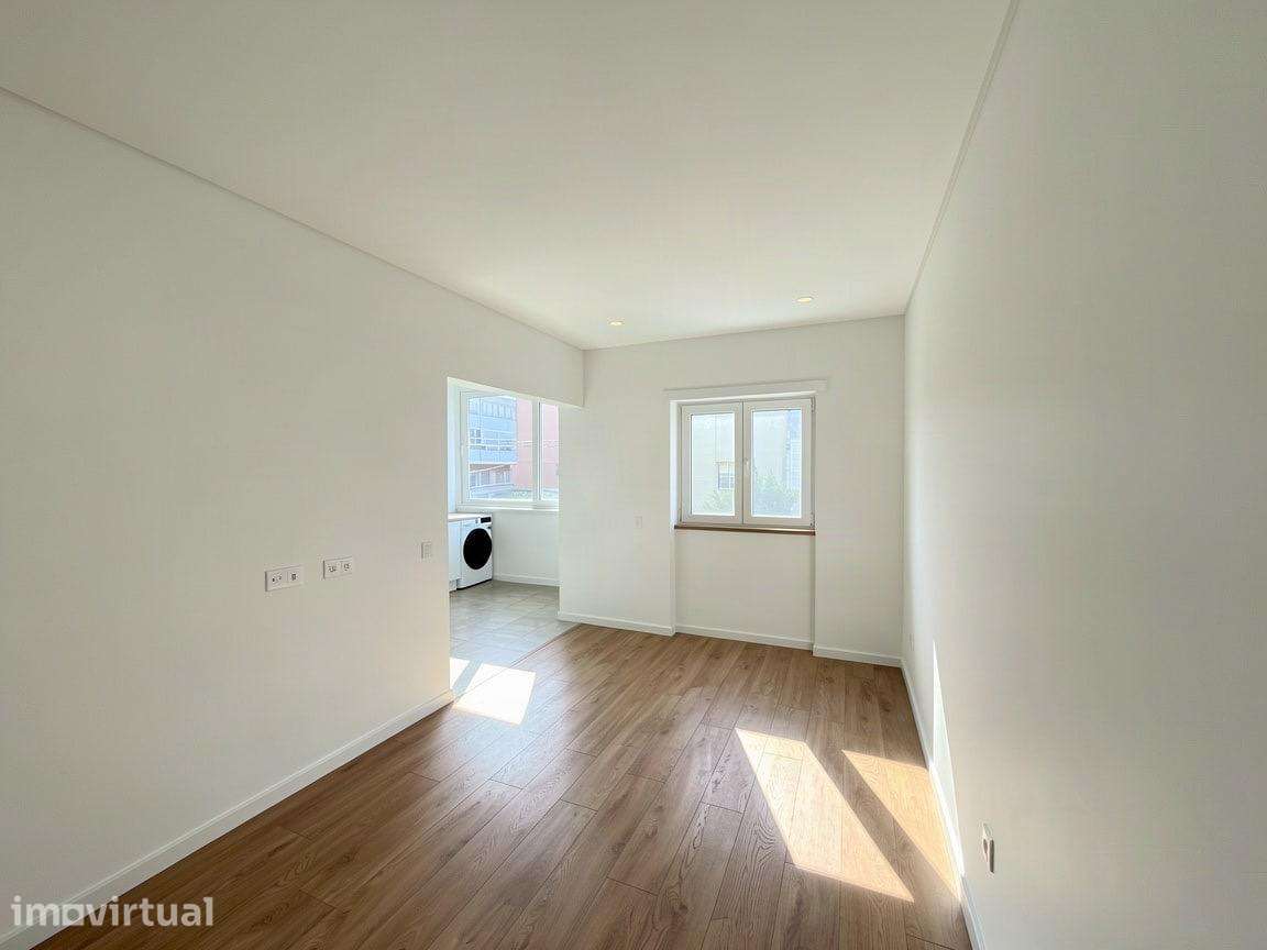 T2 totalmente remodelado no Barreiro - Grande imagem: 5/18