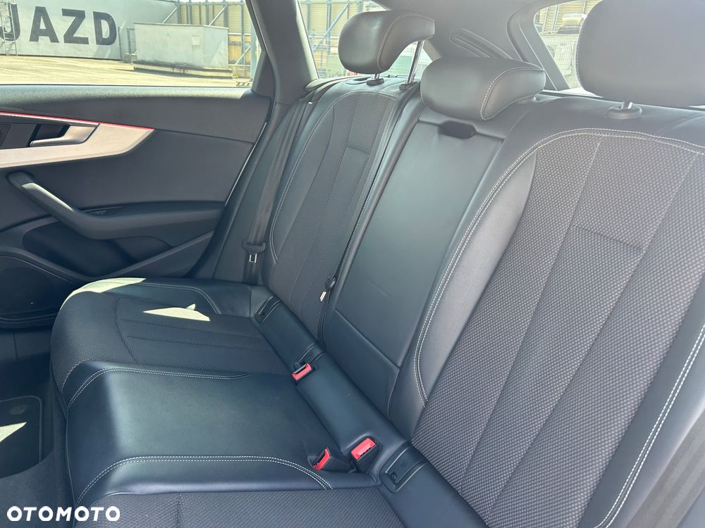 Audi A4 Avant 2.0 TDI S tronic - 33