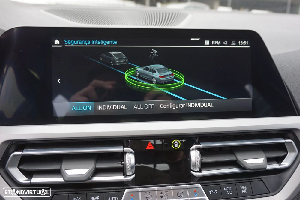 BMW 330 e Corporate Edition Auto - 35