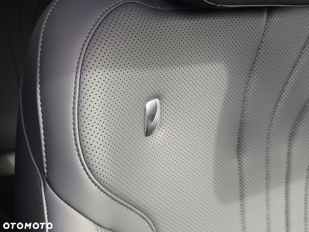 Geely Starray EM-i 1.5 PHEV Pro - 19