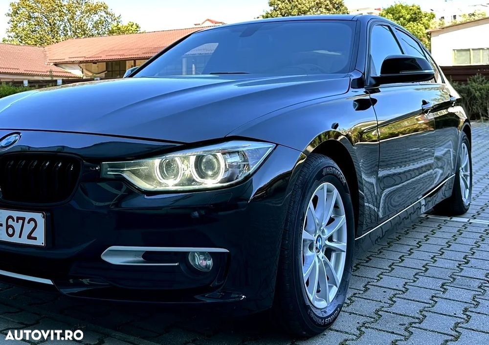 BMW Seria 3 320d Aut. - 28