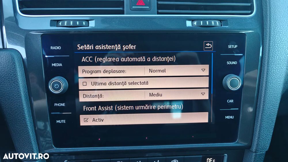 Volkswagen Golf 1.0 TSI Comfortline - 14