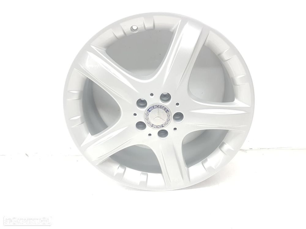 PNEU MERCEDES-BENZ CLASE R BM 251 - 1