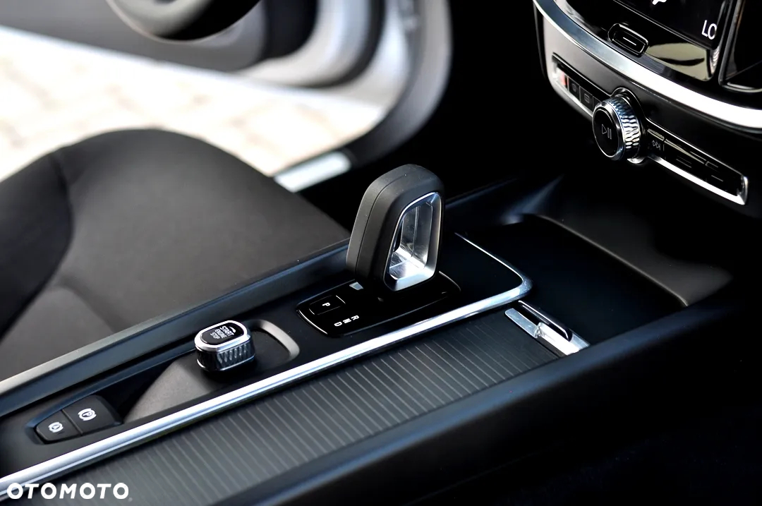 Volvo V60 B3 B Geartronic RDesign - 18