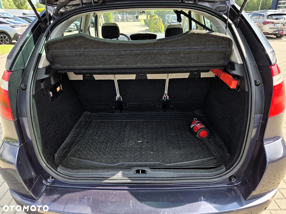 Citroën C4 Picasso - 11