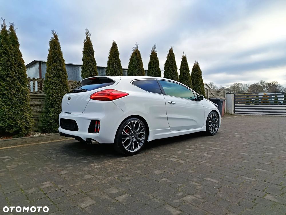 Kia Ceed 1.6 T-GDI GT-Challenge - 16