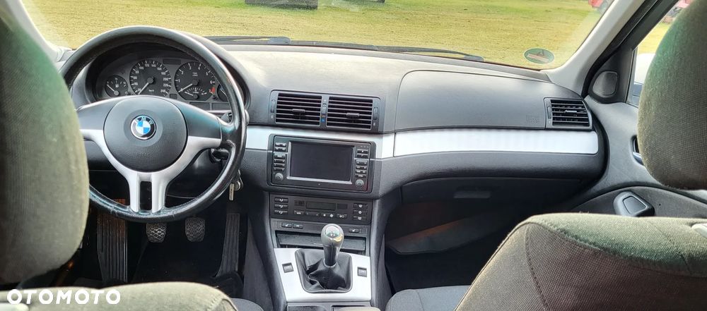 BMW Seria 3 325i - 11