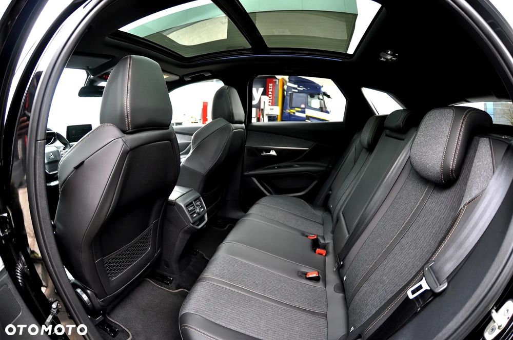 Peugeot 3008 1.2 PureTech GT S&S - 24