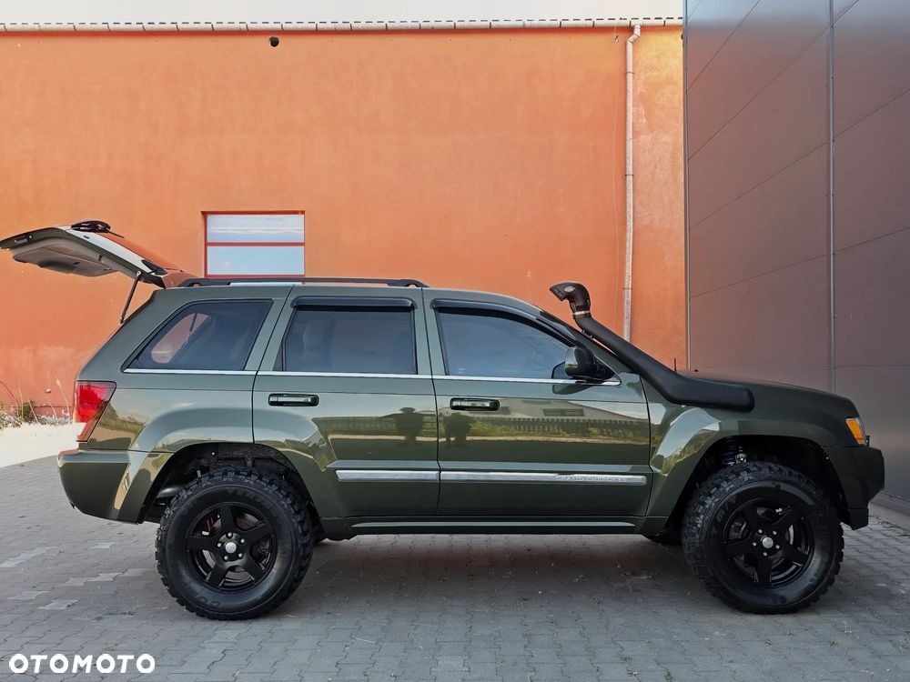 Jeep Grand Cherokee - 1