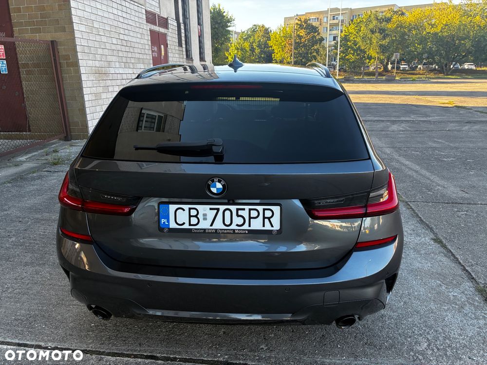 BMW Seria 3 320d xDrive M Sport Shadow sport - 6