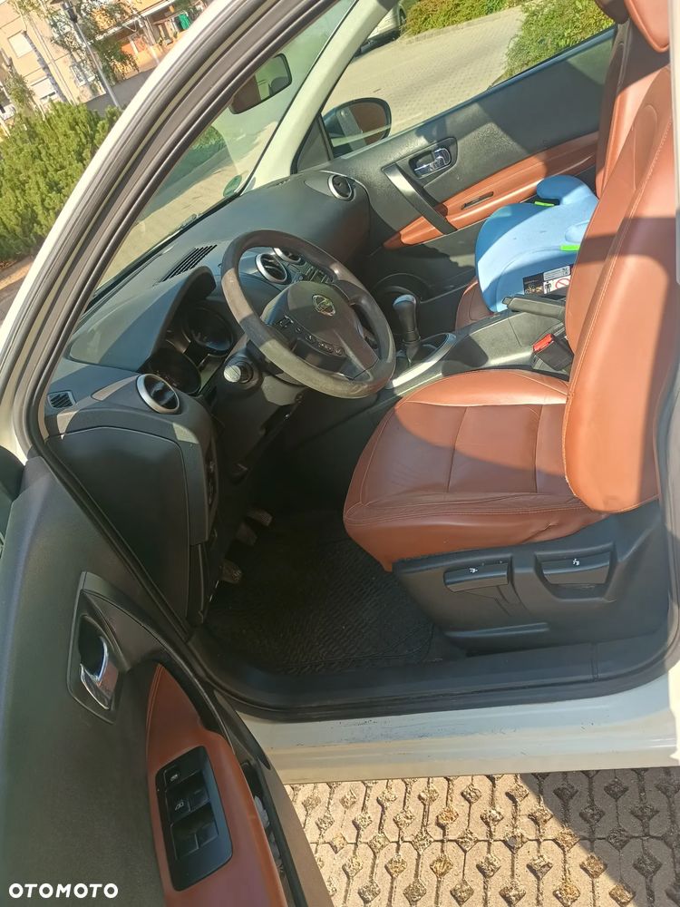 Nissan Qashqai+2 1.6 Acenta - 11
