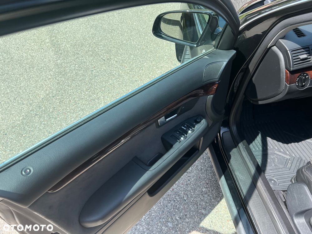 Audi A4 Avant - 16